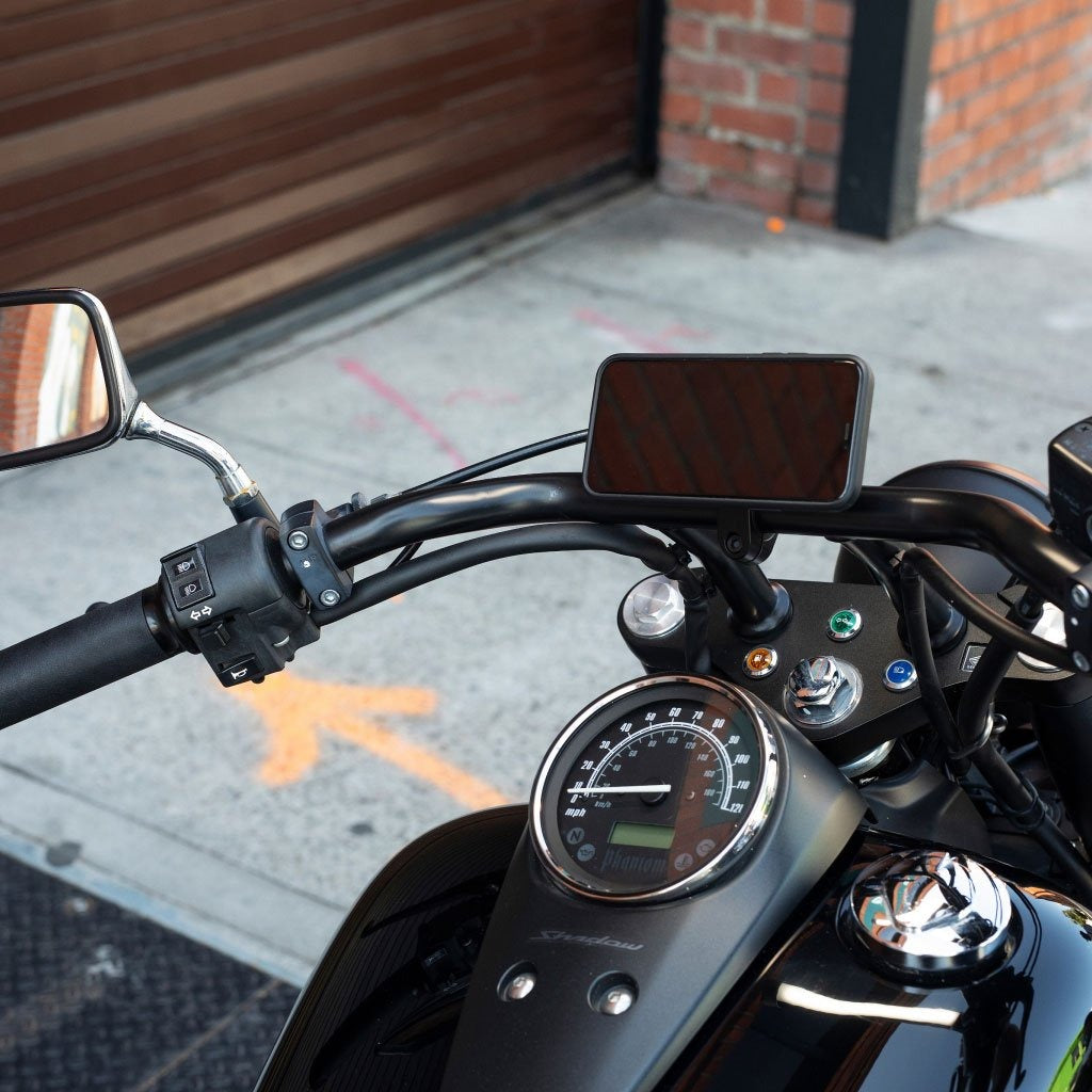 Držák telefonu s pojistkou a nabíjením Peak Design Mobile Motorcycle Mount Bar Mount - černý - iSTYLE CZ