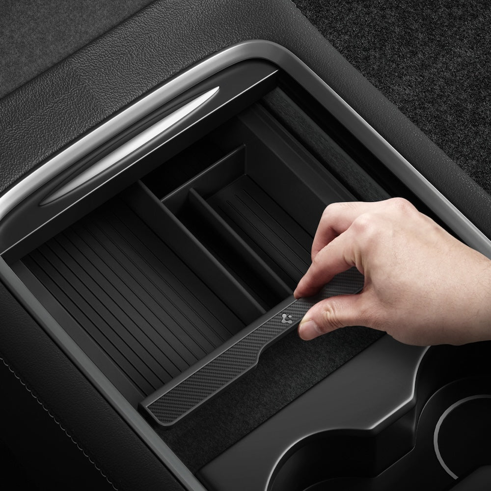 Organizér pro středovou konzoli Spigen Tesla Center Console Organizer - černý - iSTYLE CZ