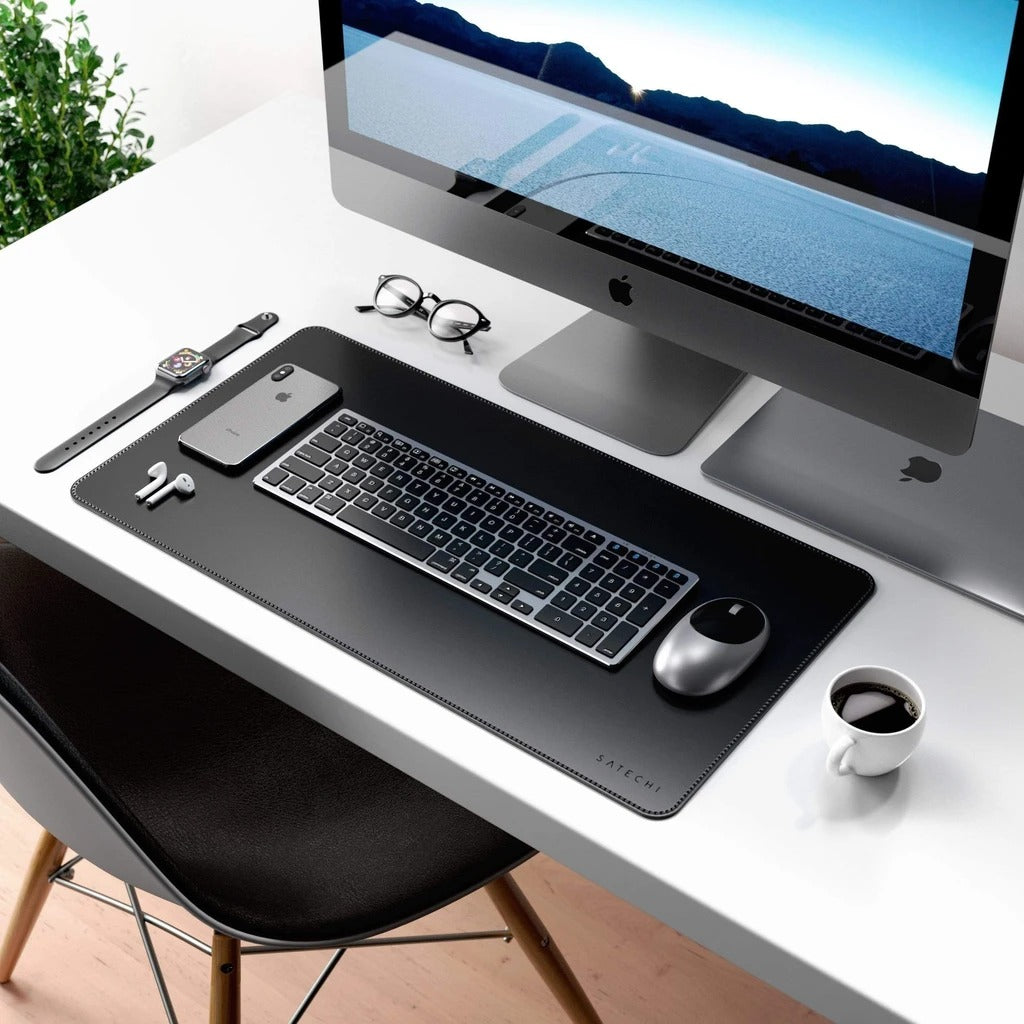 Podložka pod myš Satechi Eco Leather DeskMate - černá - iSTYLE CZ