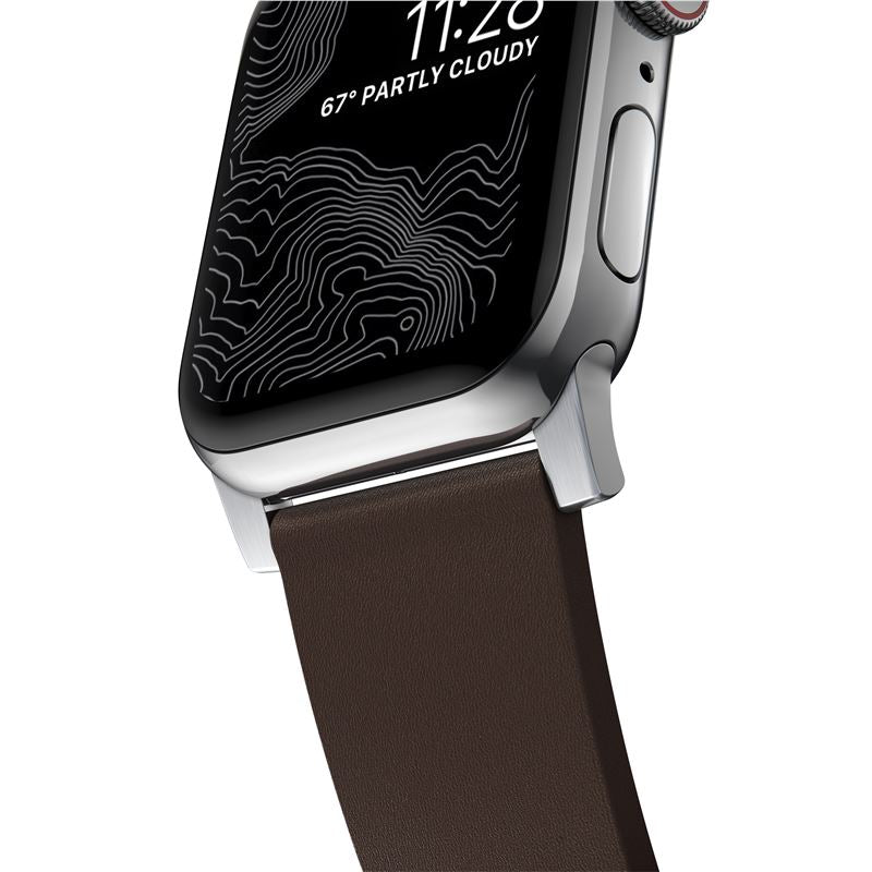 Řemínek pro Apple Watch 42/44/45/49 mm Nomad Active Strap Pro - hnědý se stříbrnou přezkou - iSTYLE CZ