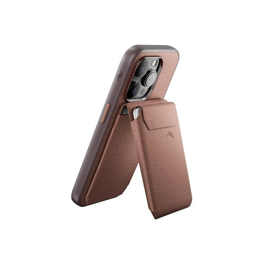 MagSafe peněženka se stojánkem Peak Design Slim Wallet - červenohnědá - iSTYLE CZ