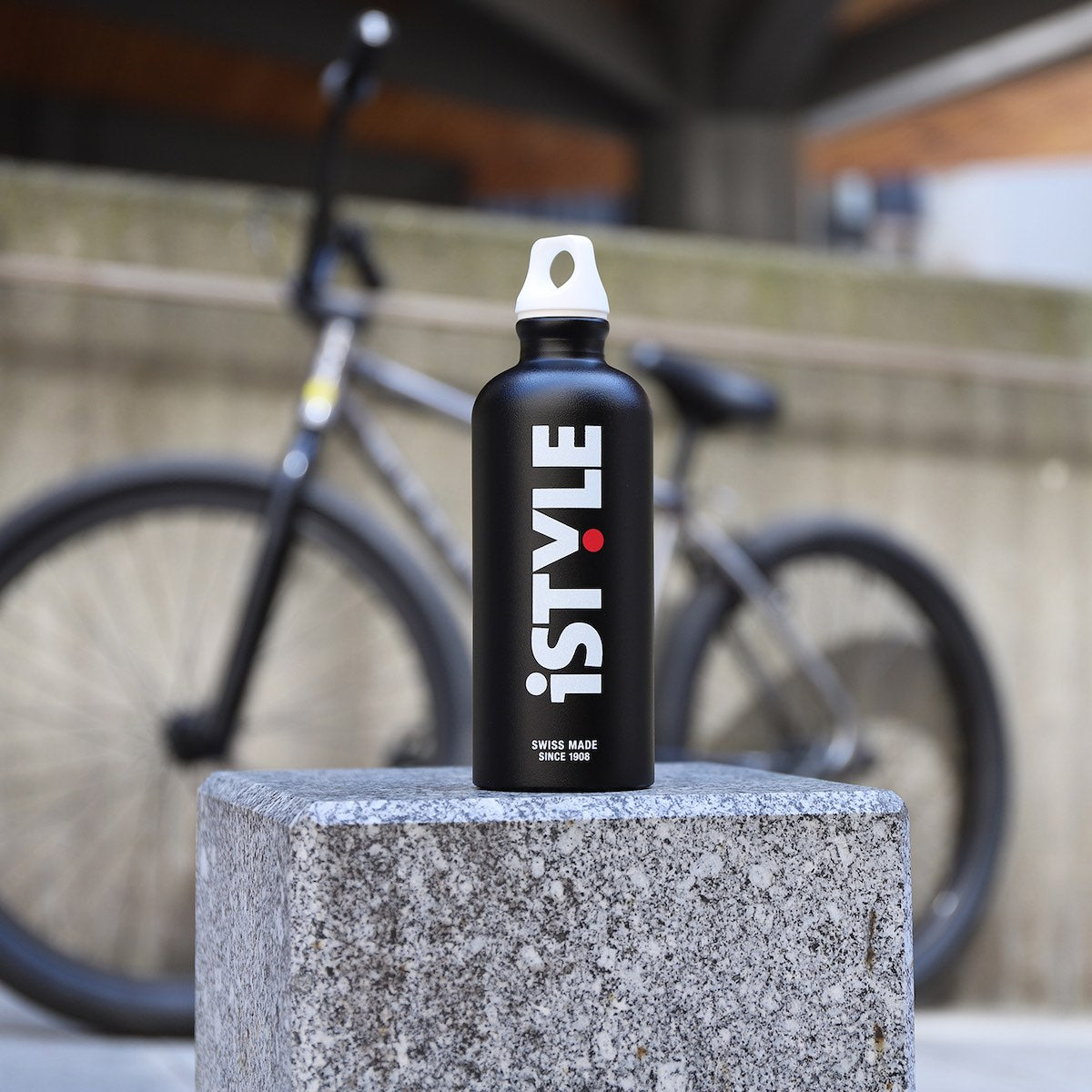 Sportovní lahev SIGG iSTYLE - černá - iSTYLE CZ