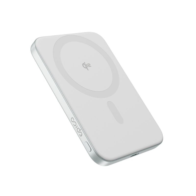 Tenká hliníková MagSafe powerbanka Epico UltraPack Qi2 Slim 5000mAh - stříbrná - iSTYLE.cz