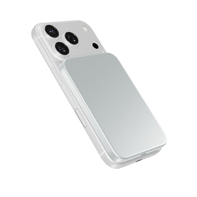 Tenká hliníková MagSafe powerbanka Epico UltraPack Qi2 Slim 5000mAh - stříbrná - iSTYLE.cz