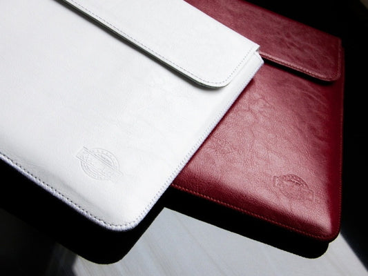 Obal na MacBook Pro / Air 13" Red Ant Whiskey Aroma - burgundy - iSTYLE CZ