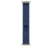 Řemínek pro Apple Watch 44/45/46/49 mm Apple modrý / jasně modrý Trailový tah - S/M - provedení z přírodního titanu - iSTYLE CZ
