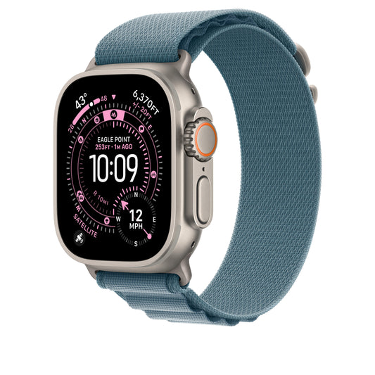 Řemínek pro Apple Watch 44/45/46/49 mm Apple světle modrý Alpský tah - velký - provedení z přírodního titanu - iSTYLE CZ