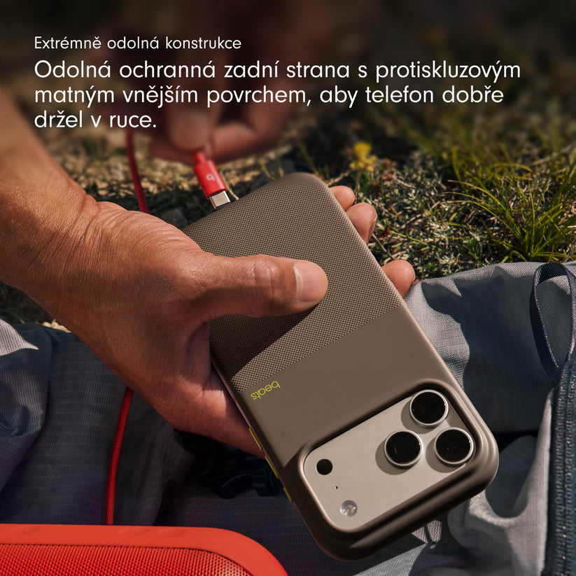Odolný kryt pro iPhone 17 s Beats MagSafe a ovladačem fotoaparátu - alpsky šedý - iSTYLE CZ