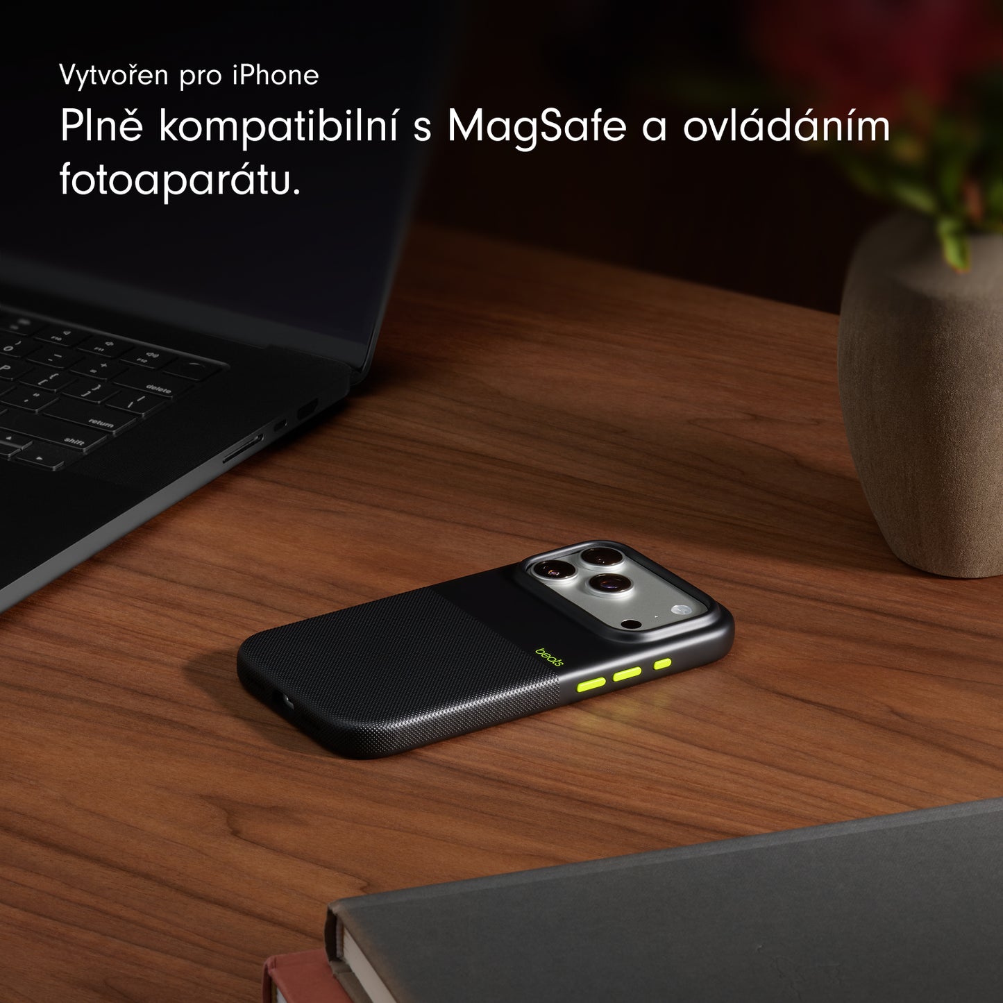 Odolný kryt pro iPhone 17 Beats Pro s MagSafe a ovladačem fotoaparátu - everest černý - iSTYLE CZ
