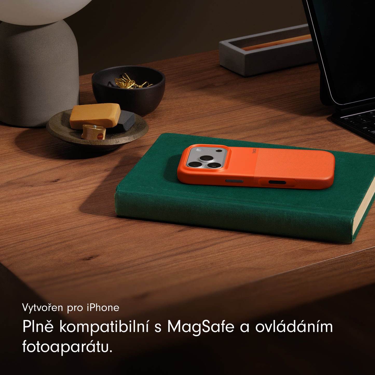 Odolný kryt pro iPhone 17 Pro Beats s MagSafe a ovladačem fotoaparátu - sierra oranžový - iSTYLE CZ
