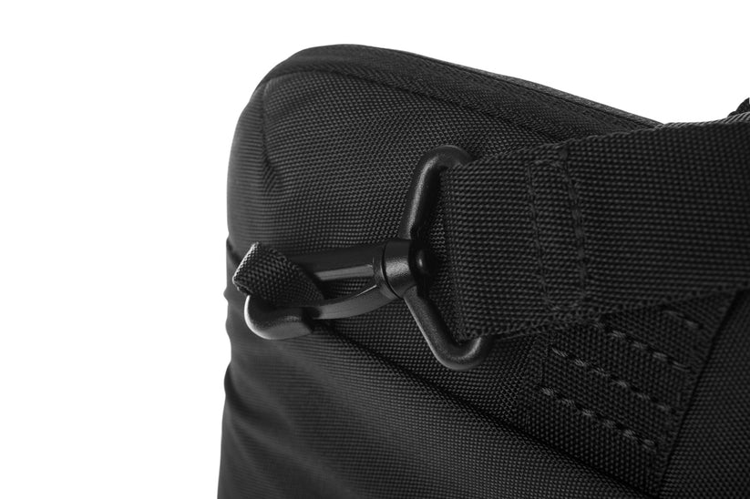Brašna Tucano Smilza Super Slim pro MacBook 14" - černá - iSTYLE CZ
