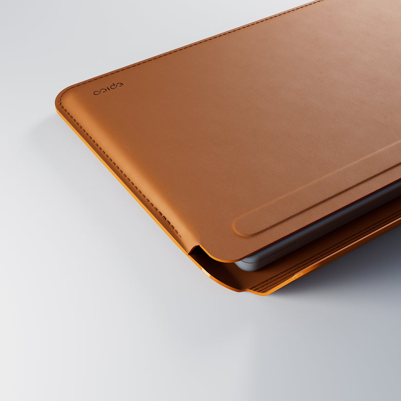 Kožený obal pro MacBook Air/Pro 13,3" Epico - hnědý - iSTYLE CZ