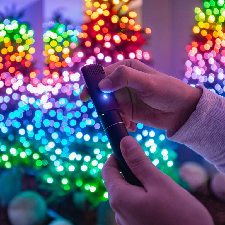 Chytré LED osvětlení na stromeček Twinkly Strings 100 diod 8m - vícebarevné - iSTYLE CZ