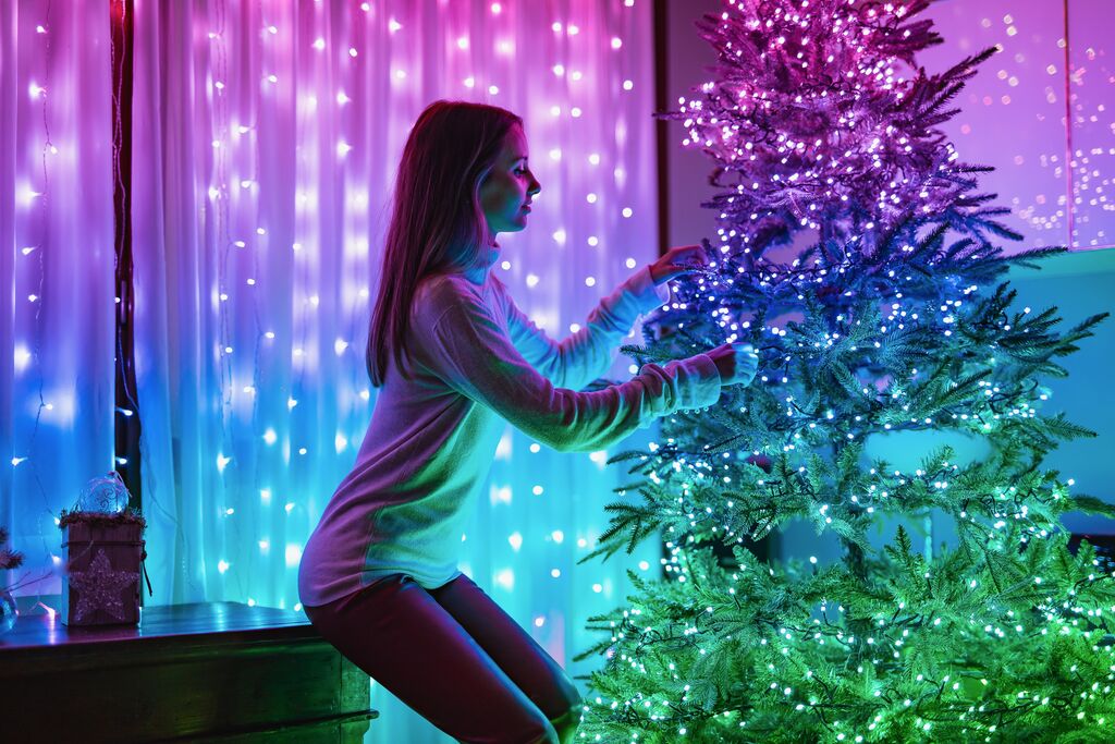 Chytré LED osvětlení na stromeček Twinkly Strings 100 diod 8m - vícebarevné - iSTYLE CZ