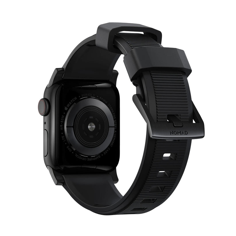 Řemínek pro Apple Watch 42/44/45/49 mm Nomad Rugged Strap - černý s černou přezkou - iSTYLE CZ