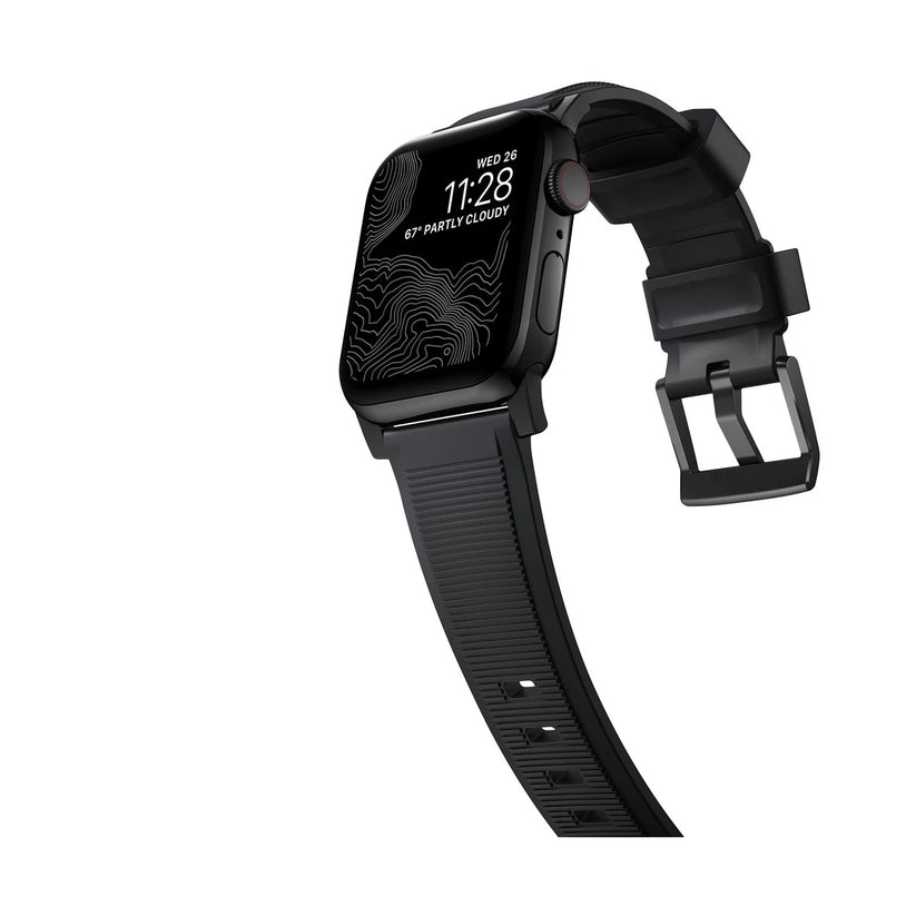 Řemínek pro Apple Watch 42/44/45/49 mm Nomad Rugged Strap - černý s černou přezkou - iSTYLE CZ