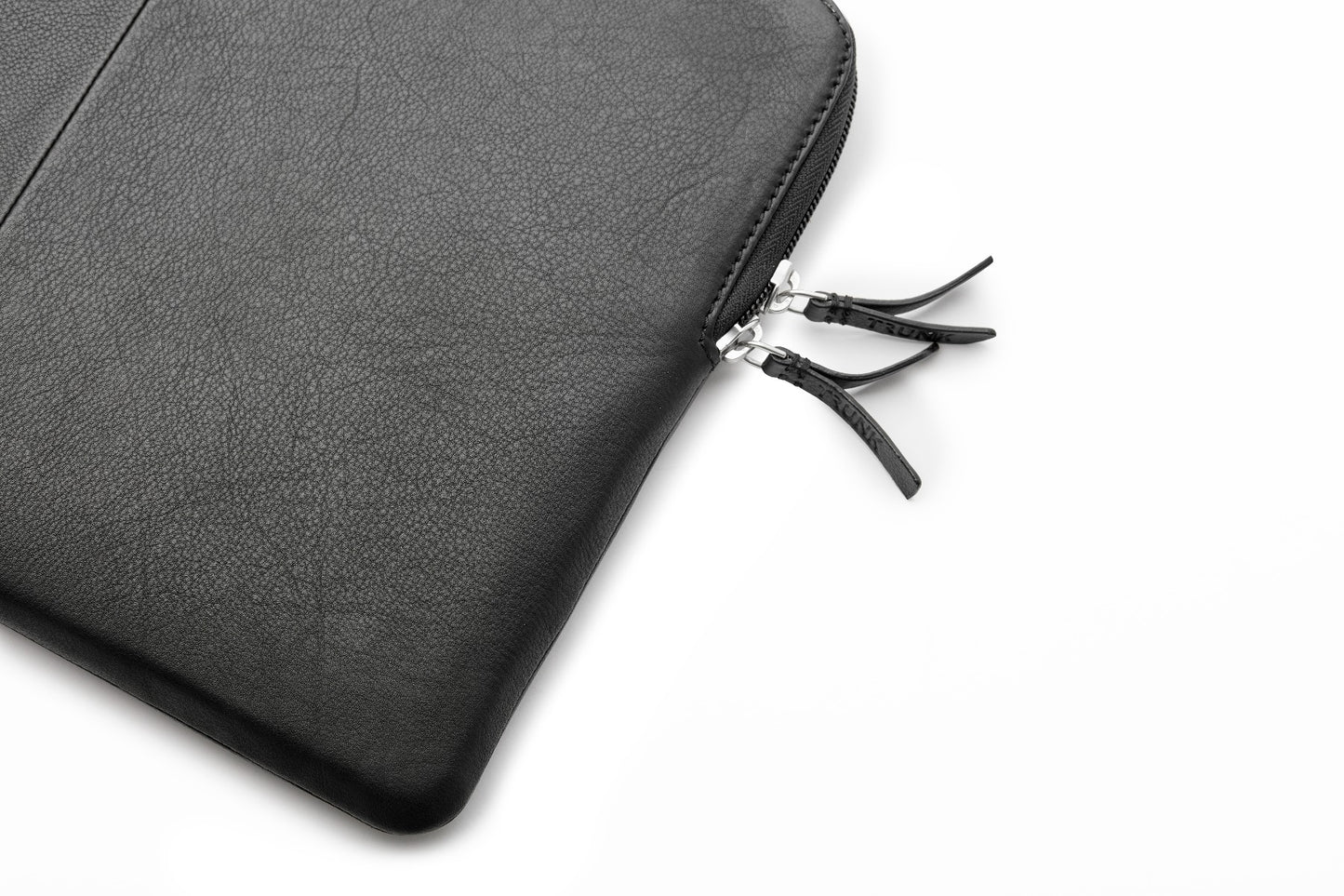 Pouzdro pro MacBook Pro 14" Trunk Leather Sleeve - černé - iSTYLE CZ